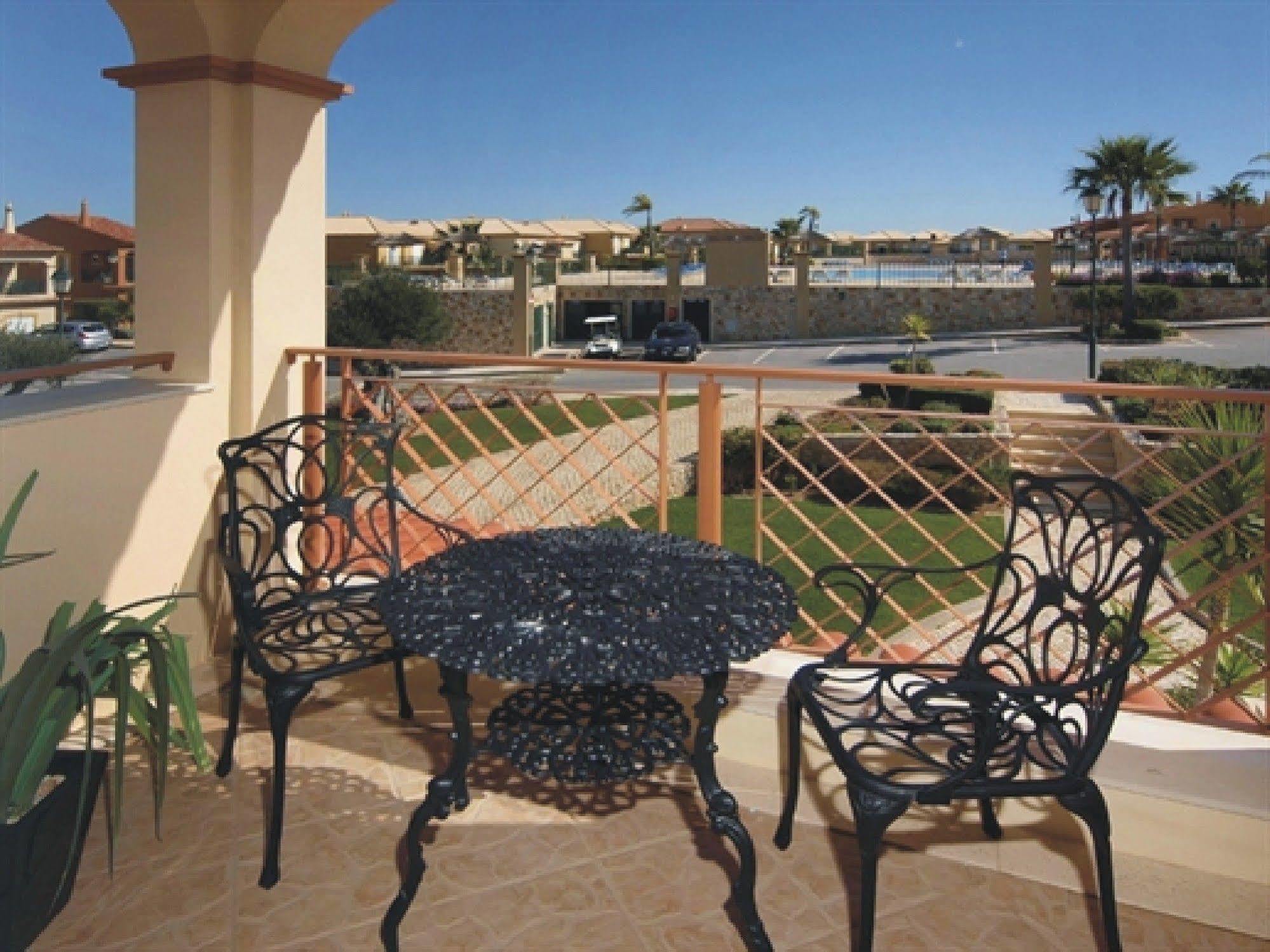 Boavista Golf & Spa - Bela Colina Holidays Lagos Buitenkant foto A balcony