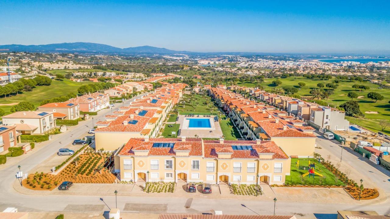 Boavista Golf & Spa - Bela Colina Holidays Lagos Buitenkant foto A view of the town